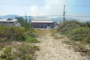 Casa Beira-mar com Piscina em Saquarema RJ