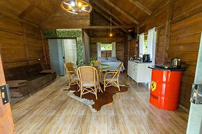 Chal com Wi-fi Vista p o Lago em Meio a Natureza