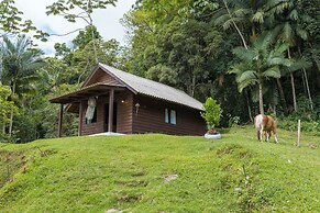 Chal com Wi-fi Vista p o Lago em Meio a Natureza