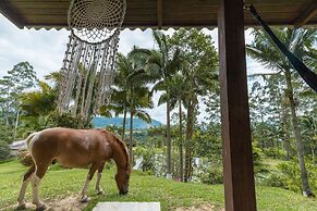 Chal com Wi-fi Vista p o Lago em Meio a Natureza