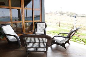 Chal com Vista e Acesso ao Rio Grande - MG