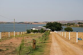 Chal com Vista e Acesso ao Rio Grande - MG