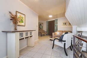 Casa com Piscina Churrasq e Wi-fi em Crici ma SC