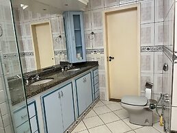 Casa com Piscina Churrasq e Wi-fi em Crici ma SC