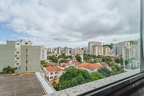 Apto com Piscina Wifi Ar-condicionado e Garagem