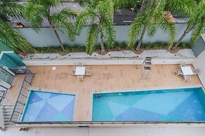 Apto com Piscina Wifi Ar-condicionado e Garagem