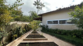 Casa Confort vel bem Equipada com Wi-fi e Garagem