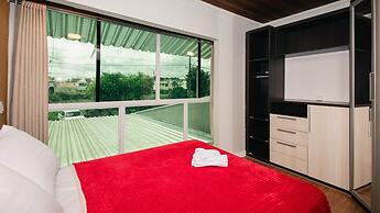 Casa com Churrasq Garagem Wi-fi e Petfriendly