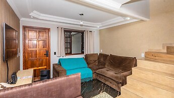 Casa com Churrasq Garagem Wi-fi e Petfriendly