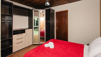 Casa com Churrasq Garagem Wi-fi e Petfriendly