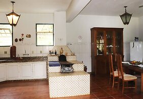 Lindo s tio com Piscina em Rio Novo-minas Gerais