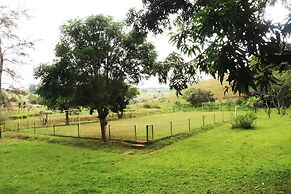 Lindo s tio com Piscina em Rio Novo-minas Gerais