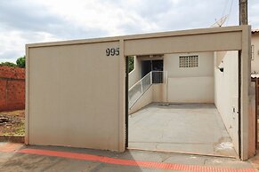 Casa com Wi-fi Jacuzzi Garagem e Petfriendly