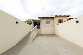 Casa com Wi-fi Jacuzzi Garagem e Petfriendly