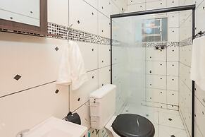 Casa com Wi-fi Jacuzzi Garagem e Petfriendly