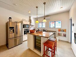 Casa pr x Praia de Santa Teresa Ilhabela SP