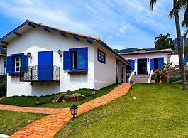 Casa pr x Praia de Santa Teresa Ilhabela SP