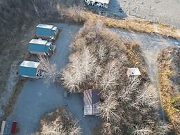 Alaska River Pirates Cabins