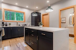 15gs - Hot Tub - Wifi- Pets Ok