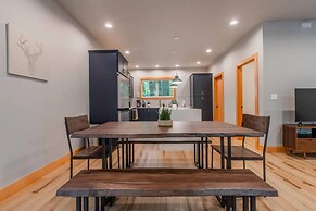 15gs - Hot Tub - Wifi- Pets Ok