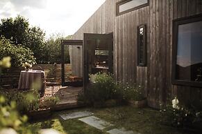 Unique Cabin Wrapped in Beautiful Welsh Scenery