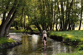 Unique Cabin Wrapped in Beautiful Welsh Scenery