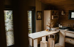 Unique Cabin Wrapped in Beautiful Welsh Scenery