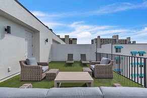 Azul Townhomes A3 - Sunrise