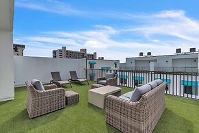 Azul Townhomes A3 - Sunrise