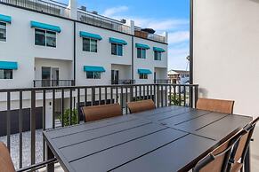 Azul Townhomes A3 - Sunrise