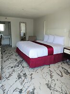 Super Inn Motel