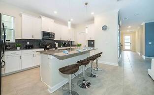 Storeylake 5Bd Pool 5min Walking Clubhouse