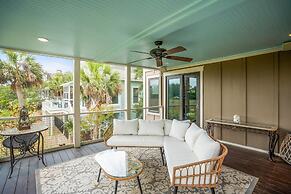 Elegant, Marsh-front 5-bed, 4-bath Home, Sleeps 12