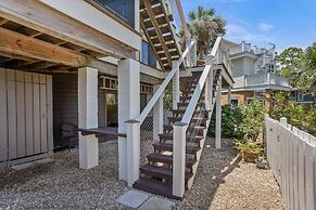 Elegant, Marsh-front 5-bed, 4-bath Home, Sleeps 12