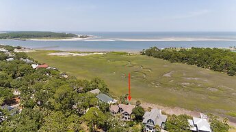 Elegant, Marsh-front 5-bed, 4-bath Home, Sleeps 12