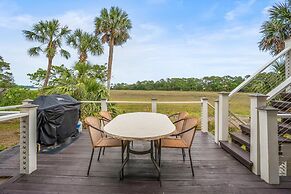 Elegant, Marsh-front 5-bed, 4-bath Home, Sleeps 12