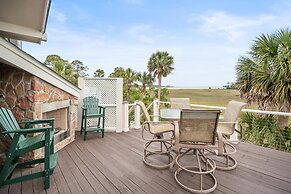 Elegant, Marsh-front 5-bed, 4-bath Home, Sleeps 12