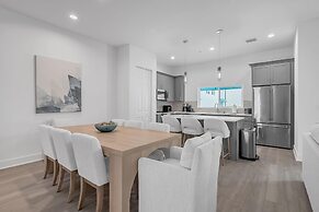 Azul Townhomes A4 - Sunset