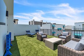 Azul Townhomes A4 - Sunset