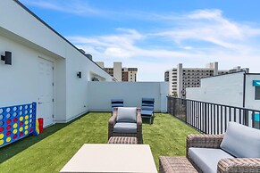 Azul Townhomes A4 - Sunset