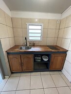 GITE HOTEL LA CAZ DES ORANGERS