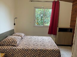 GITE HOTEL LA CAZ DES ORANGERS