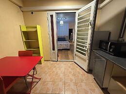 GITE HOTEL LA CAZ DES ORANGERS