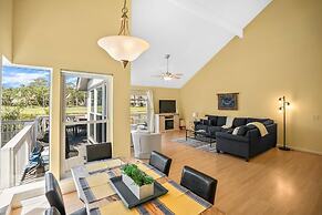 Beautifully Maintained 3-bed, 3-bath Home Offers Comfort & Privacy