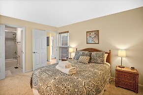 Beautifully Maintained 3-bed, 3-bath Home Offers Comfort & Privacy