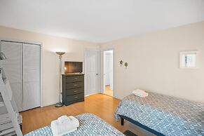 Beautifully Maintained 3-bed, 3-bath Home Offers Comfort & Privacy