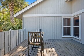 Beautifully Maintained 3-bed, 3-bath Home Offers Comfort & Privacy