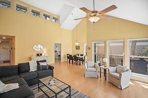 Beautifully Maintained 3-bed, 3-bath Home Offers Comfort & Privacy