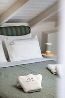 Endless Blue Maisonette