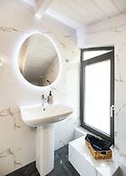 Endless Blue Maisonette